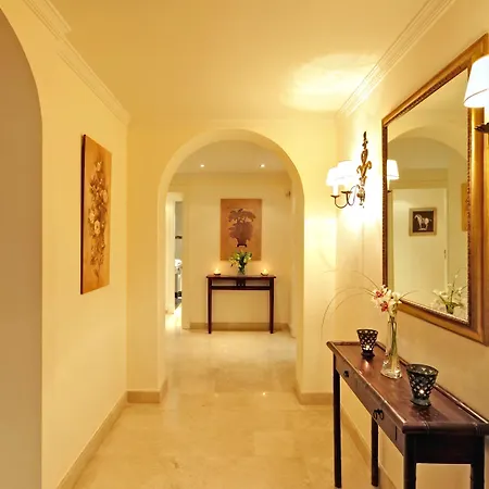 فاساري منتجع 3*