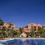 Semesteranläggning (resort) Vasari 3*