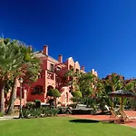 Vasari Resort 3*